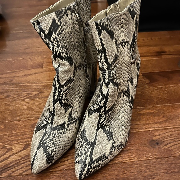Sam Edelman Boots - Picture 1 of 4